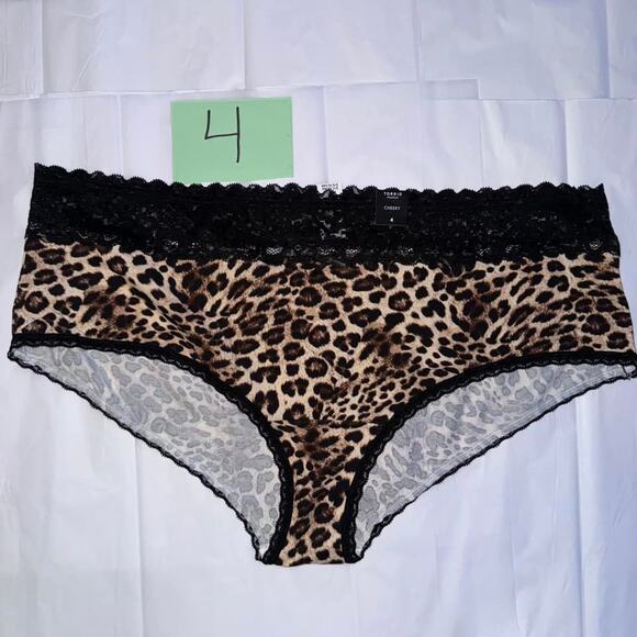Torrid NWT size 4x 4 cheeky leopard print lace trim - Picture 1 of 1